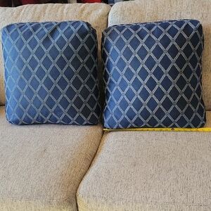 Royal Blue Diamond Pattern Zip Throw Pillows Preowned Identical Pair